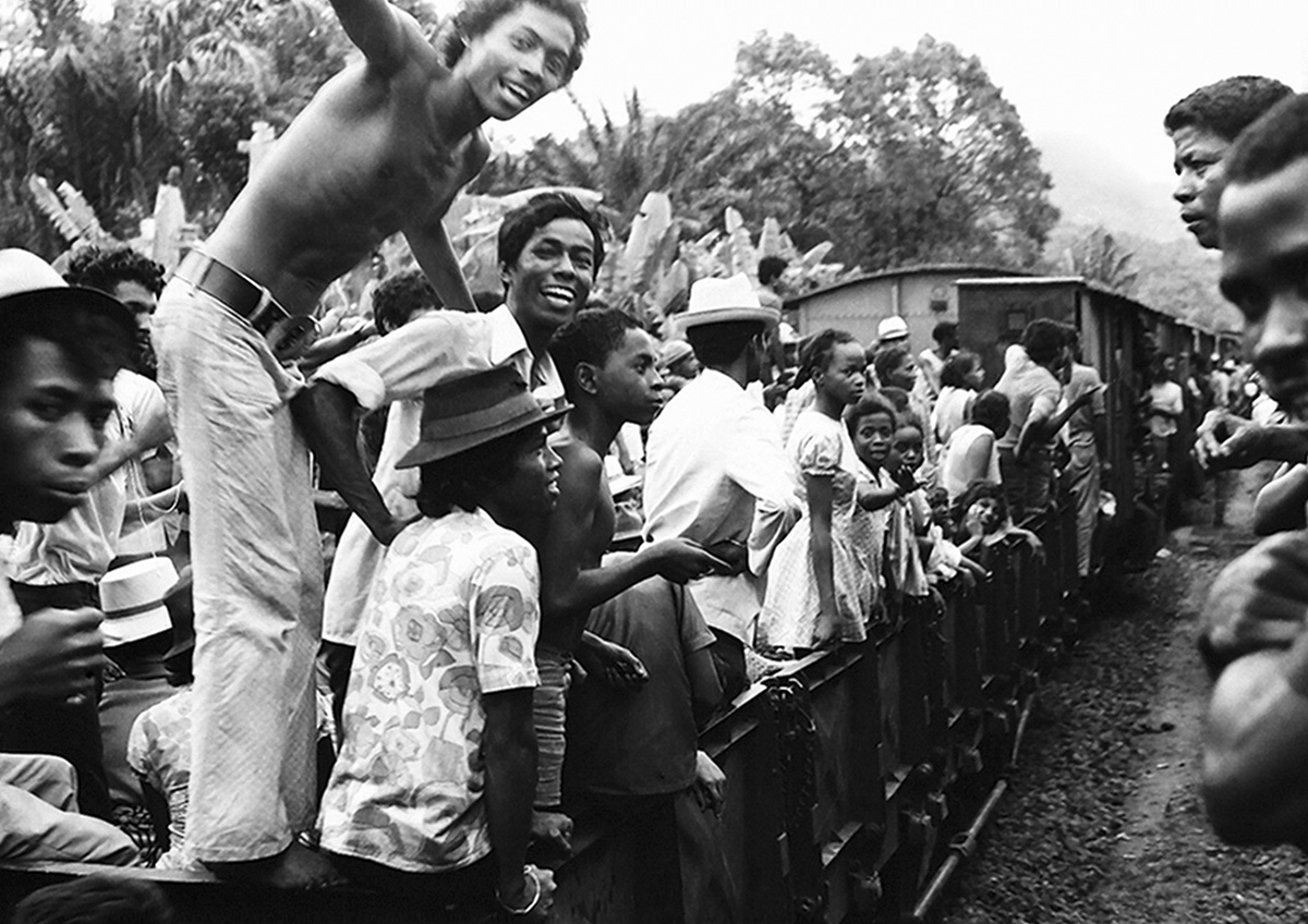 Le retour précipité des familles dans la région d’Analamanga . 13 Décembre 1972 . Daniel Rakotoseheno Estate aka Dany Be . Dany Be What A Wonderful World . 2024 . Courtesy de la famille Rakotoseheno